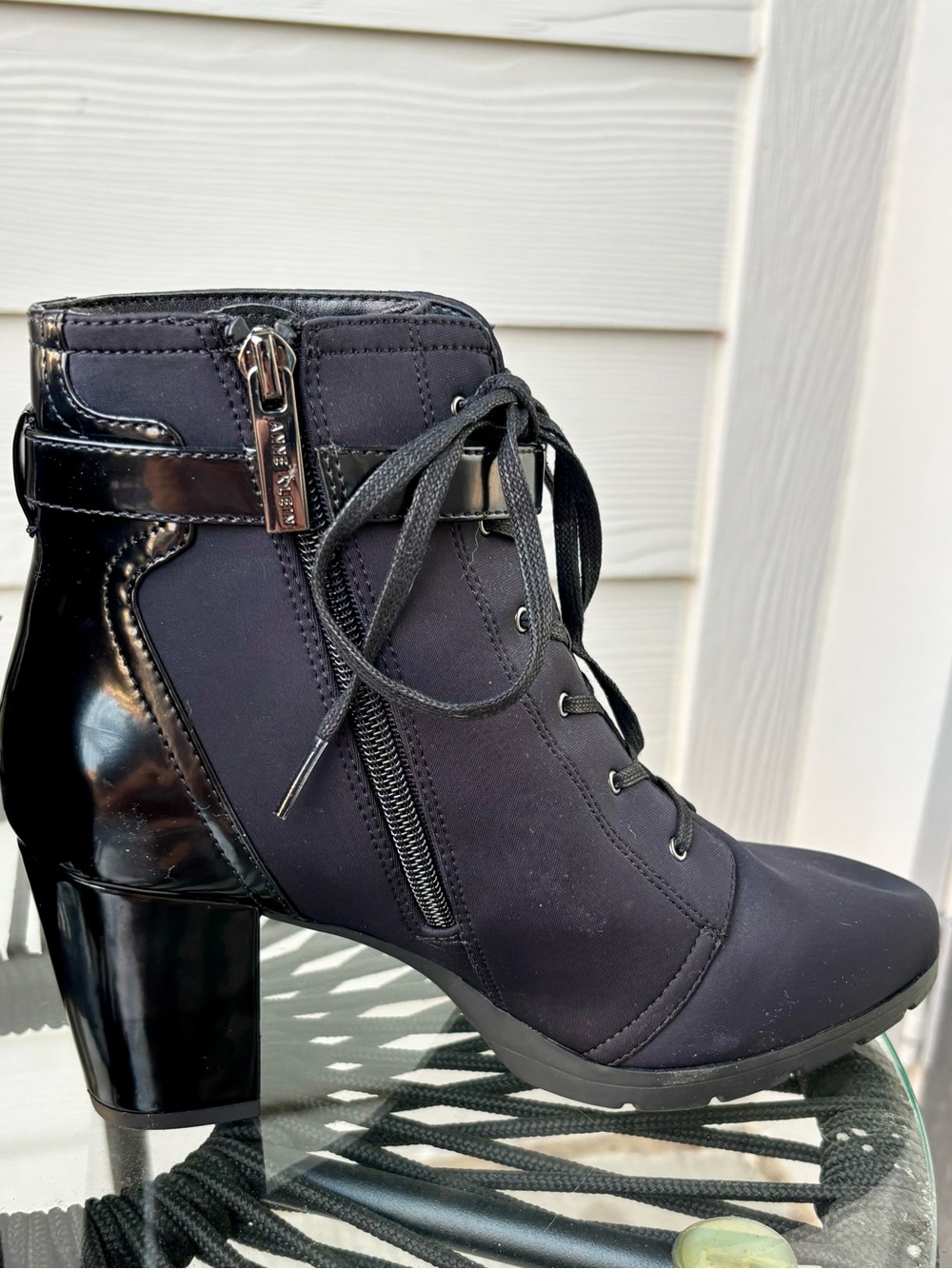 Anne Klein iFlex Navy Lace Up Block Heel Ankle Boots NWOT